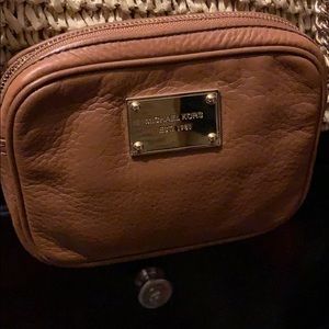 Michael kors small crossbody bag